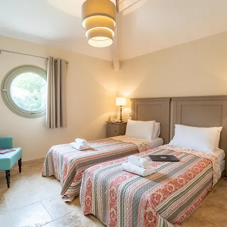 Olydea Le Chateau De Aparthotel