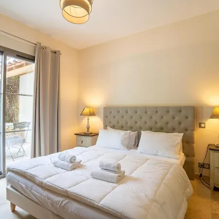 Aparthotel Olydea Le Chateau De
