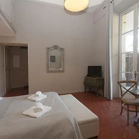 Olydea Le Chateau De Aparthotel