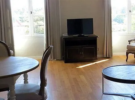 Olydea Le Chateau De Aparthotel 4*