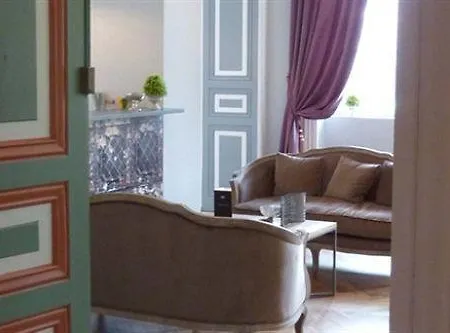 Adonis By Olydea 4* La Redorte