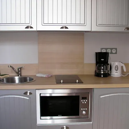 Adonis By Olydea Szálloda La Redorte